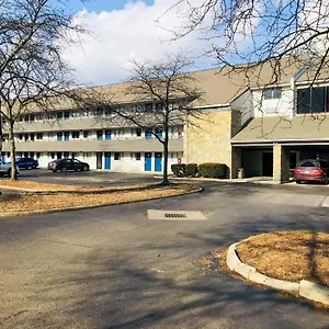 Hotel 6-columbus, Oh - Quarter Horse **